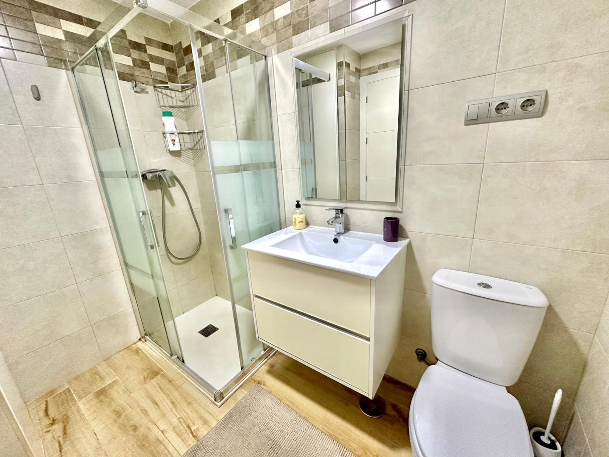 Gorgeous Apartment At The Sea In La Carihuela! 托雷莫利诺斯 外观 照片